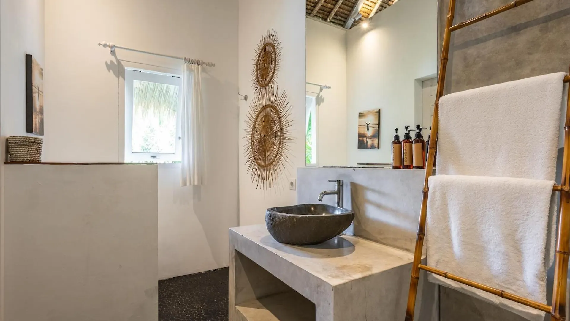 Central Oberoi, Seminyak, Newly Refurbished Villa Zayya Indonésie
